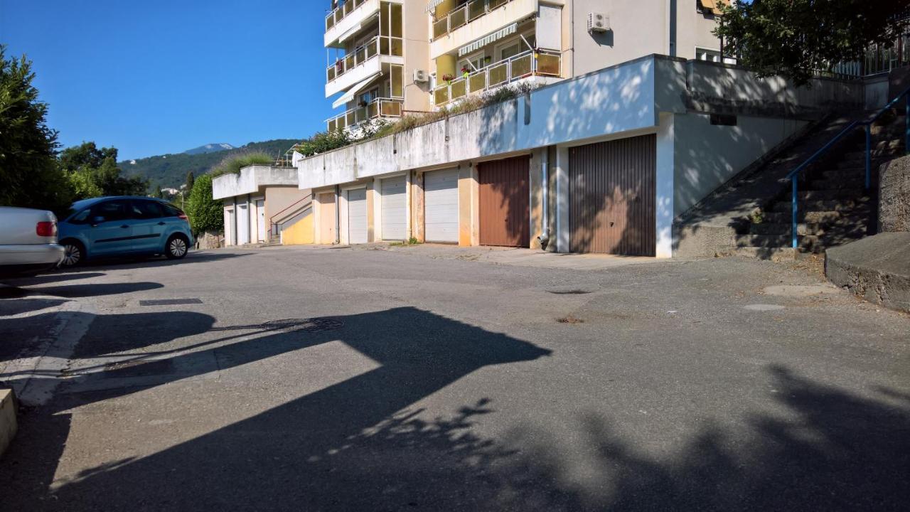 Apartment Nives Opatija Exteriör bild