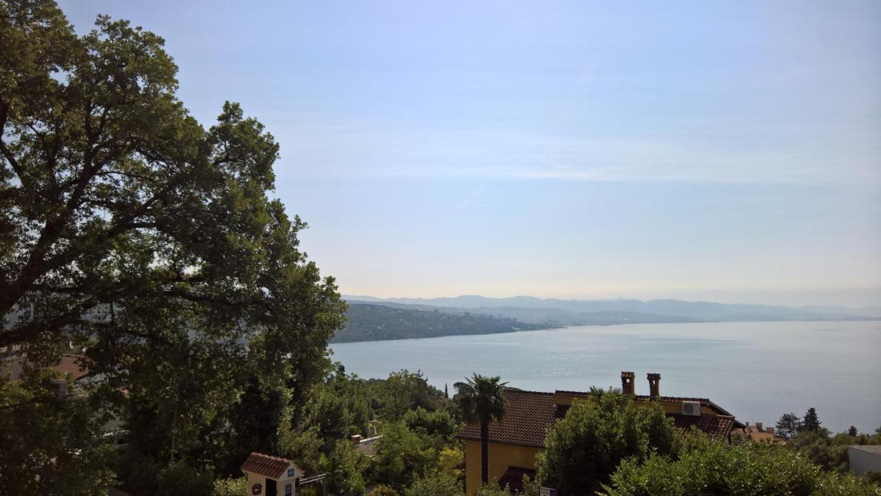 Apartment Nives Opatija Exteriör bild