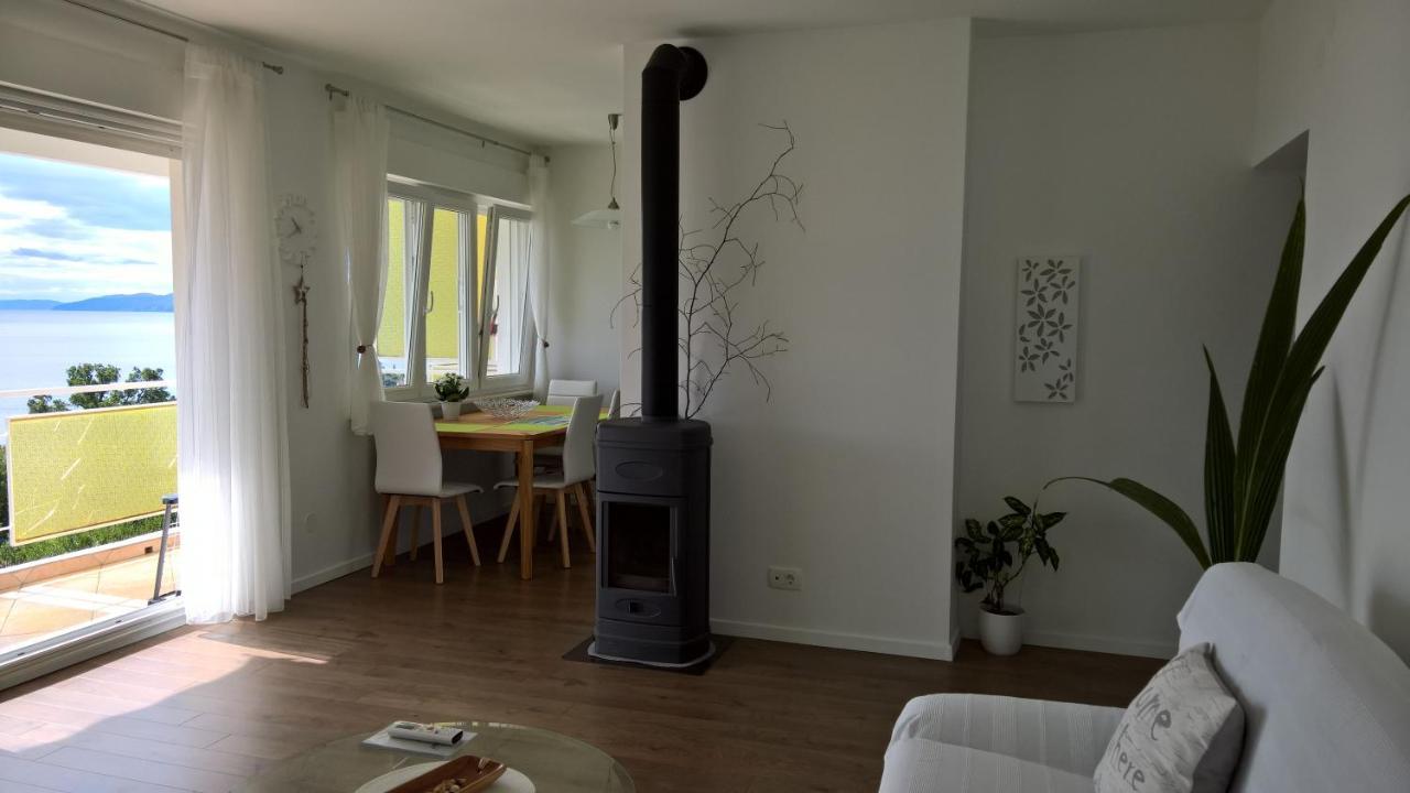 Apartment Nives Opatija Exteriör bild